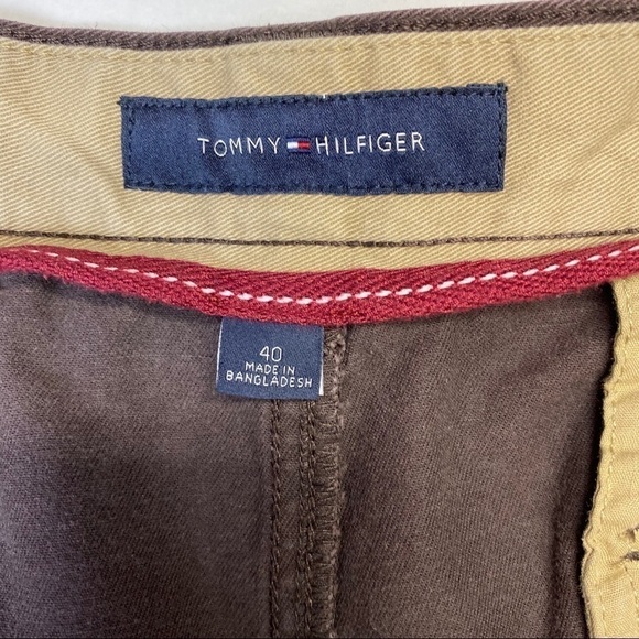 TOMMY HILFIGER CARGO SHORTS size 40 - Picture 4 of 5